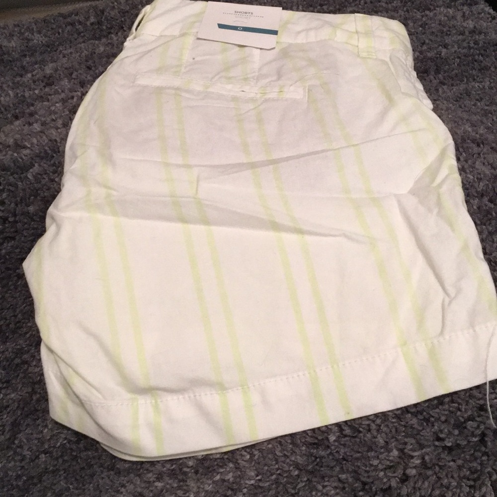NWT Old navy shorts